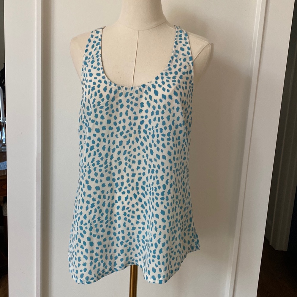 Josie top shear barely worn like new lite weight